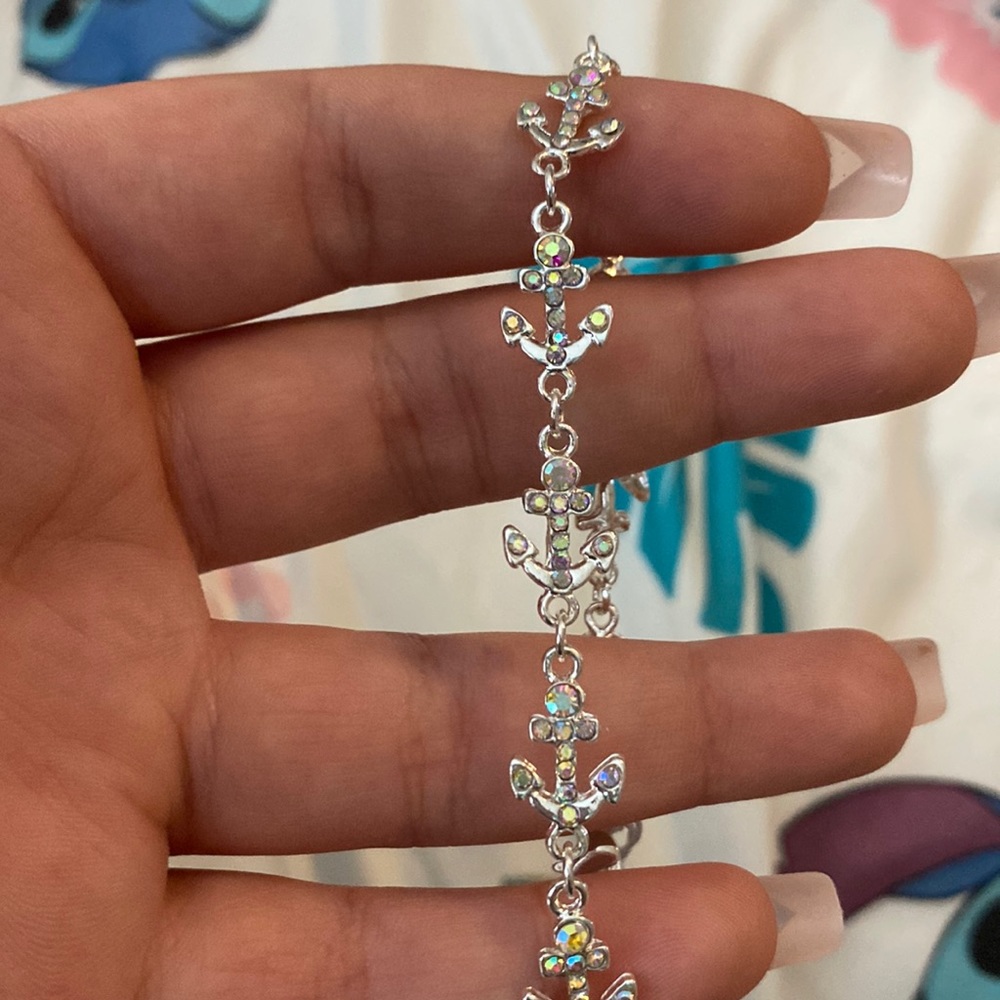 Holographic anchor bracelet